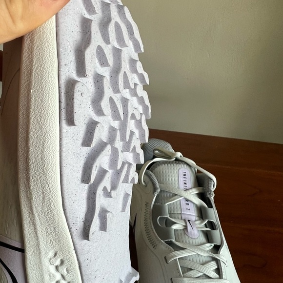 New Nike Infinity Pro 2 Golf Spikeless Shoes Grey DJ5593-005 Size 10.5 no box - Picture 8 of 8